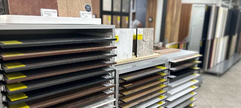 Prodajni salon Eurohrasta sa uzorcima